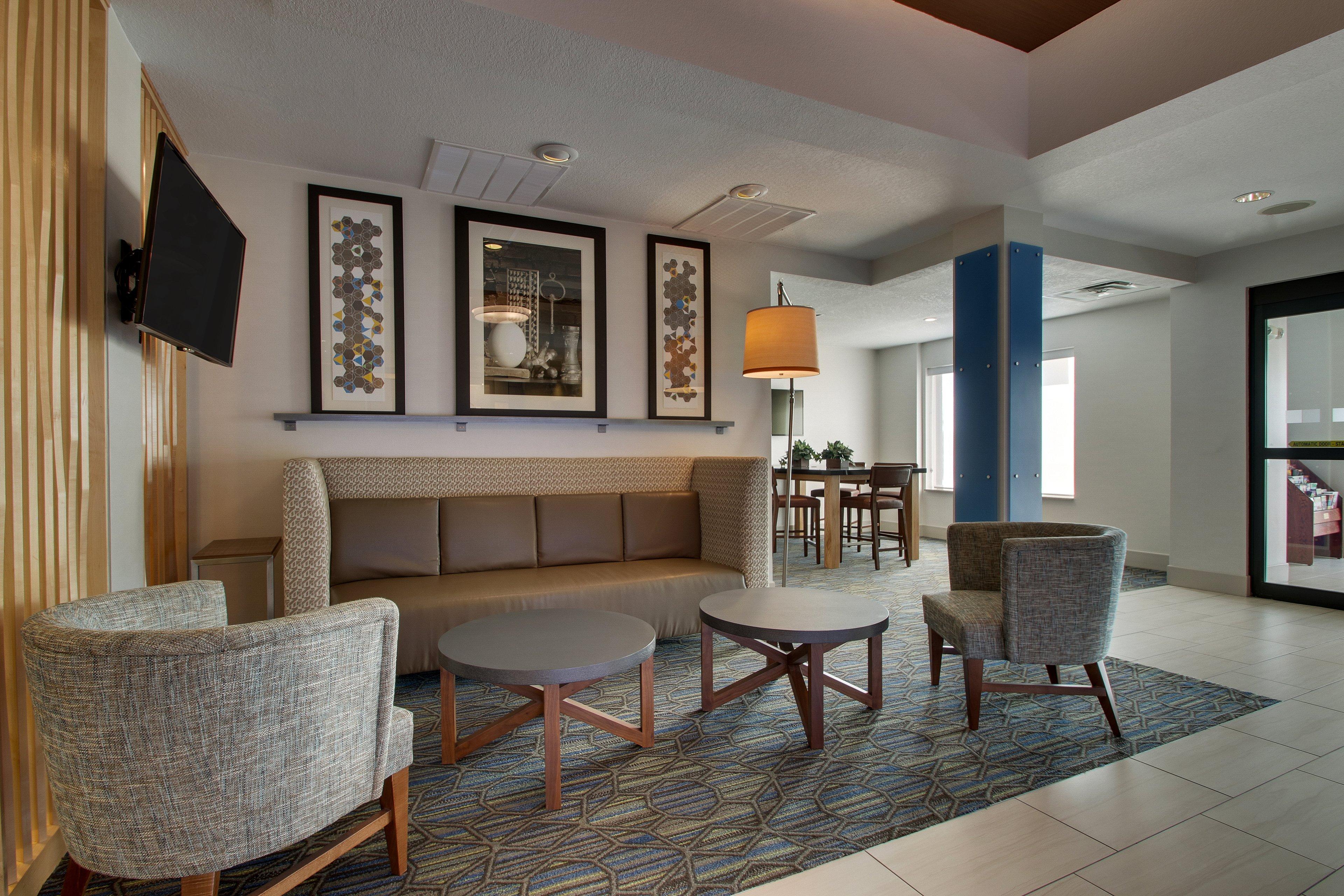 Holiday Inn Express Hotel & Suites Morris By Ihg Esterno foto
