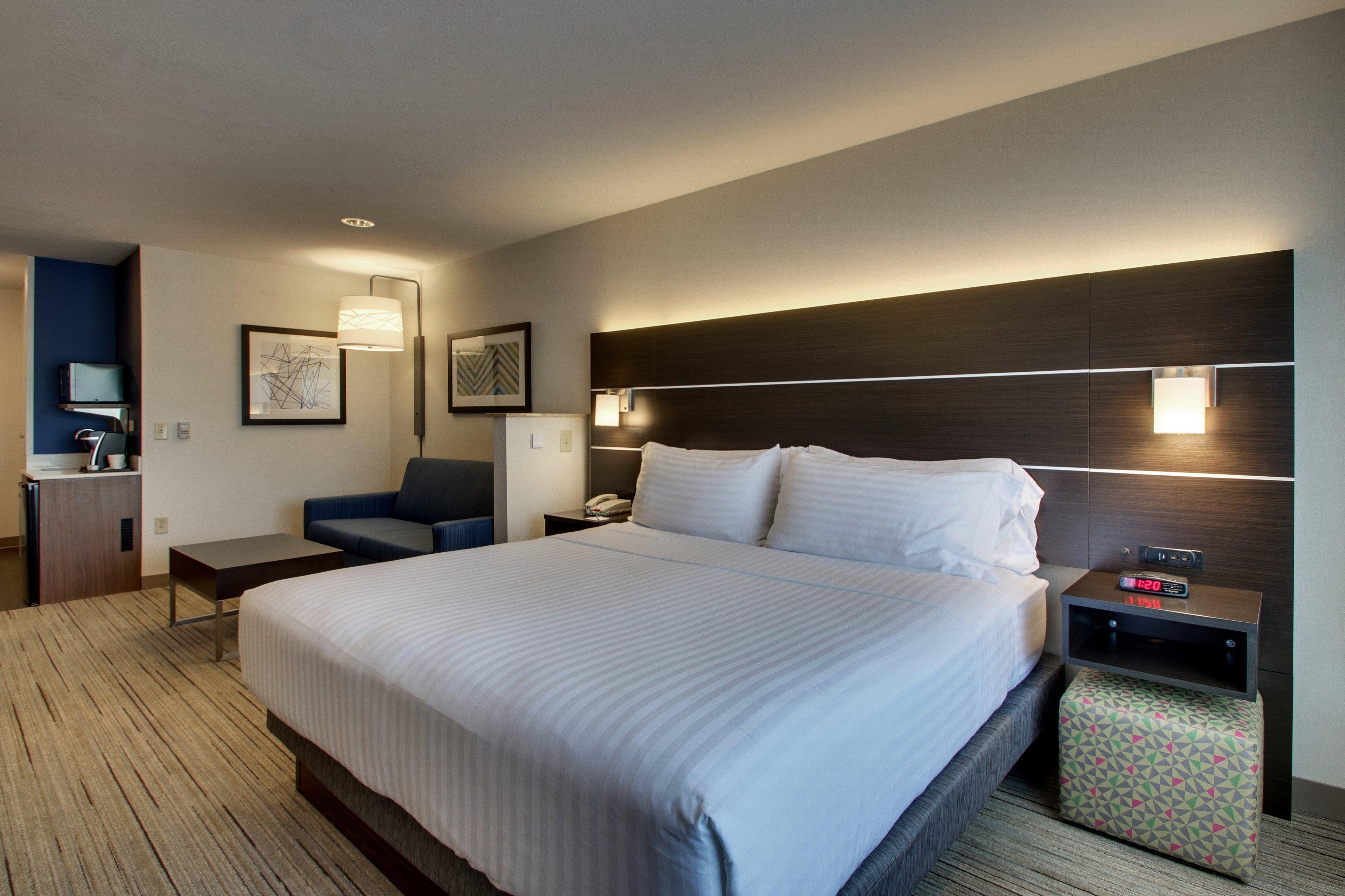 Holiday Inn Express Hotel & Suites Morris By Ihg Esterno foto